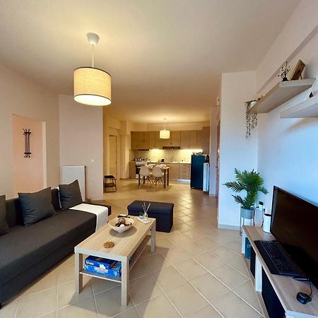 Feel At Home - Kalamata - Near The Center Exterior foto